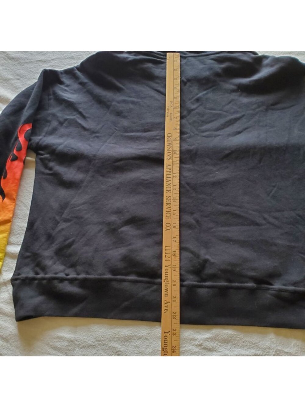Hot Topic Black Hoodie Flame Sleeve XL Womens Pullover Cropped Shorter Length - Picture 8 of 10